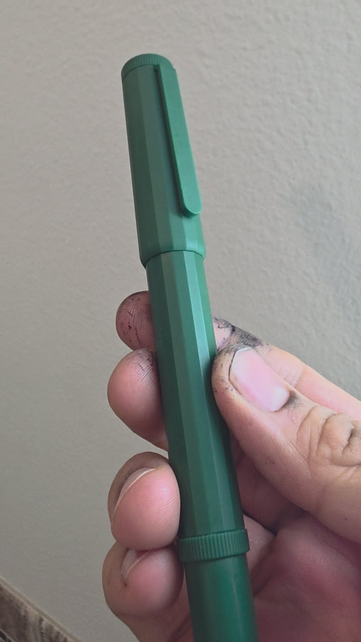 Shak-MD Designed and 3D Printed Fountain Pen