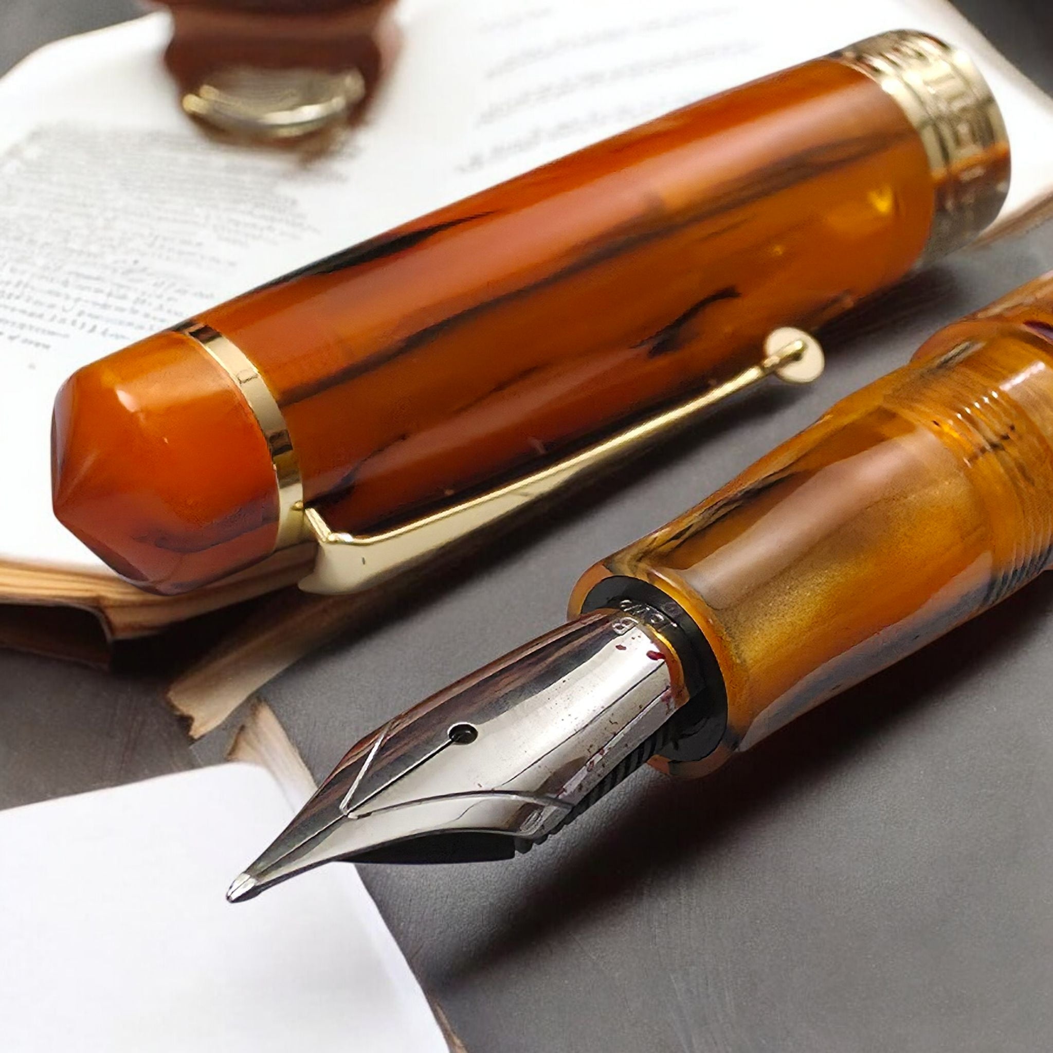 Extra Fine Cursive Italic Fountain Pen