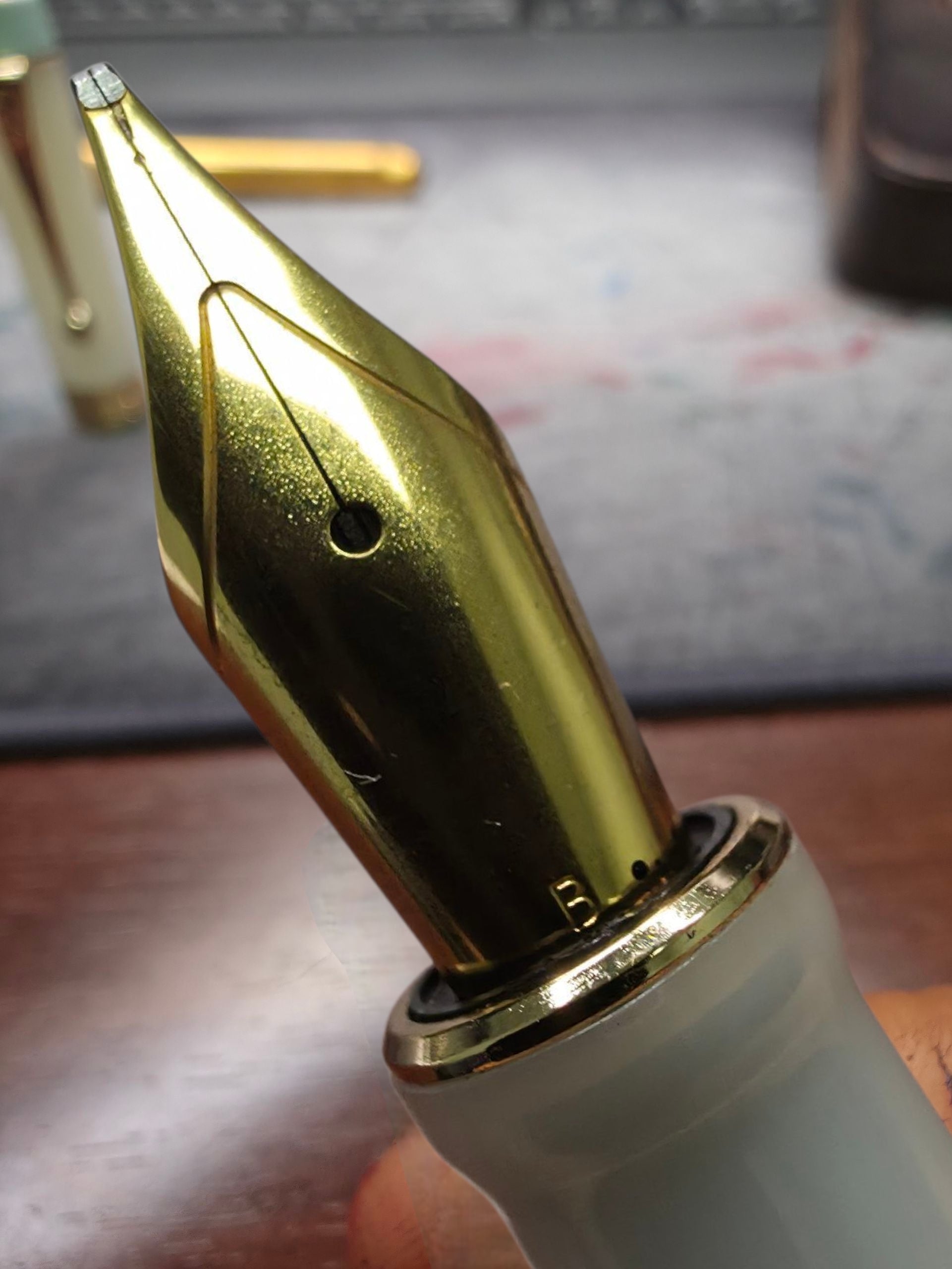 Custom Ground Smooth Italic Jowo #6 Fountain Pen