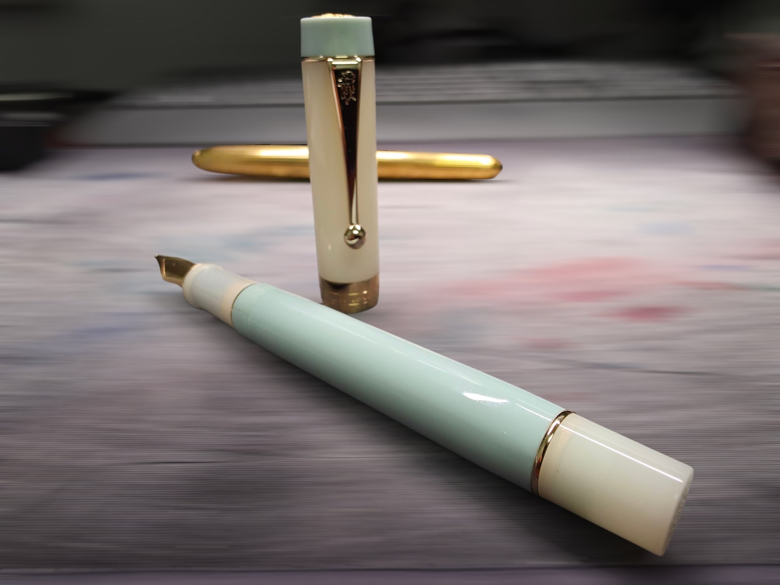 Custom Ground Smooth Italic Jowo #6 Fountain Pen
