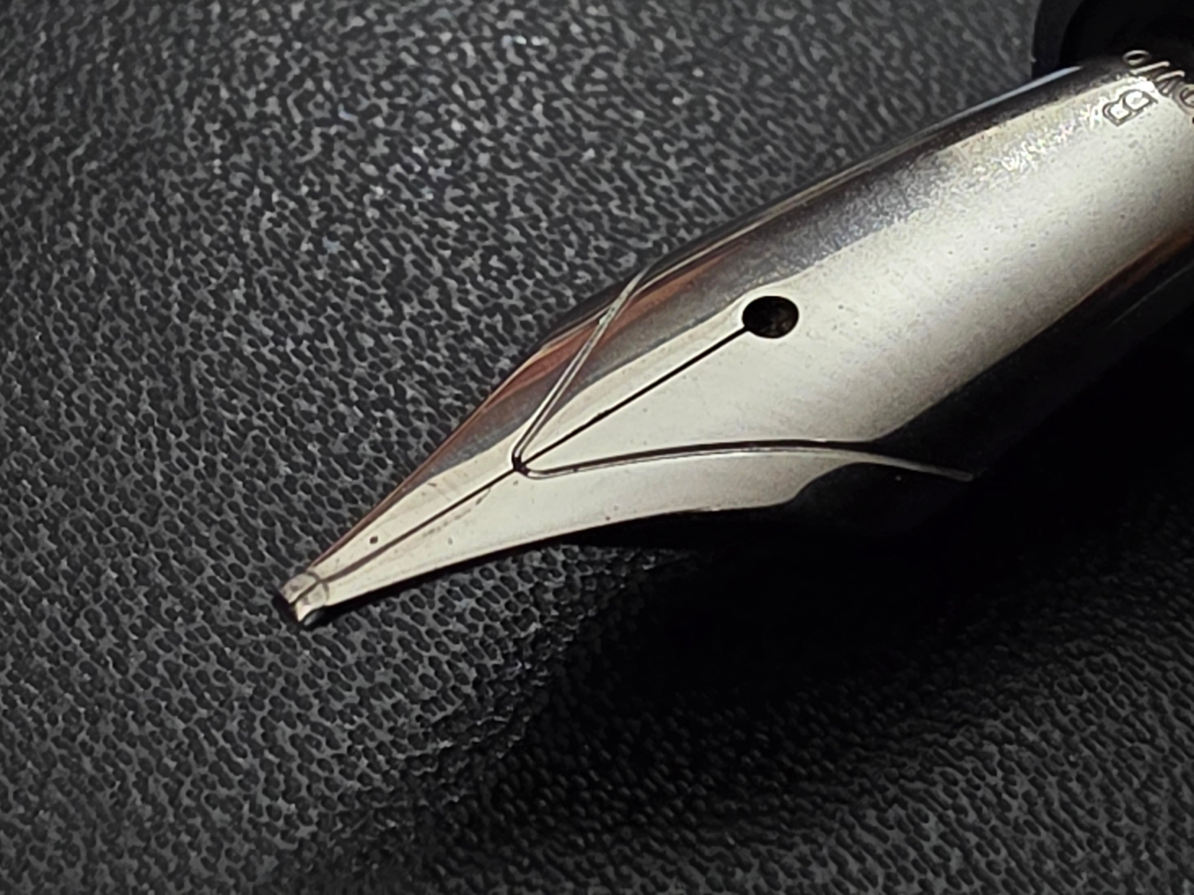 0.9 mm Cursive Italic Ground Jowo #6 Nib Unit